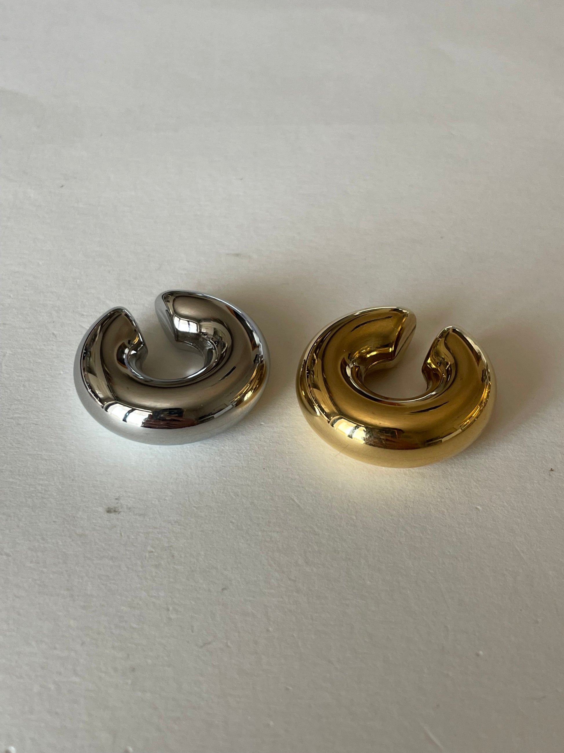 smooth chunky earcuff
