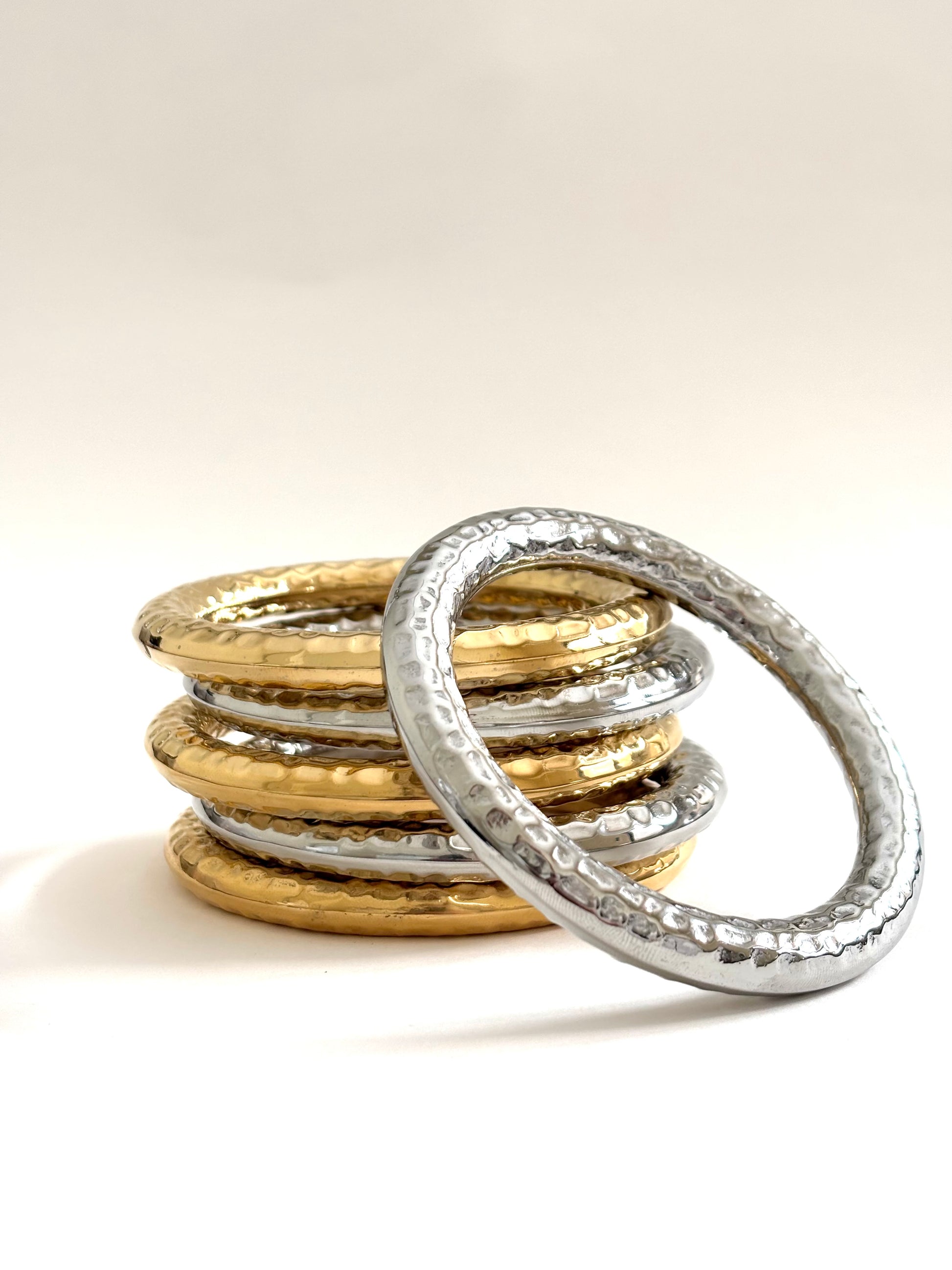 "summery - hammered" bracelet