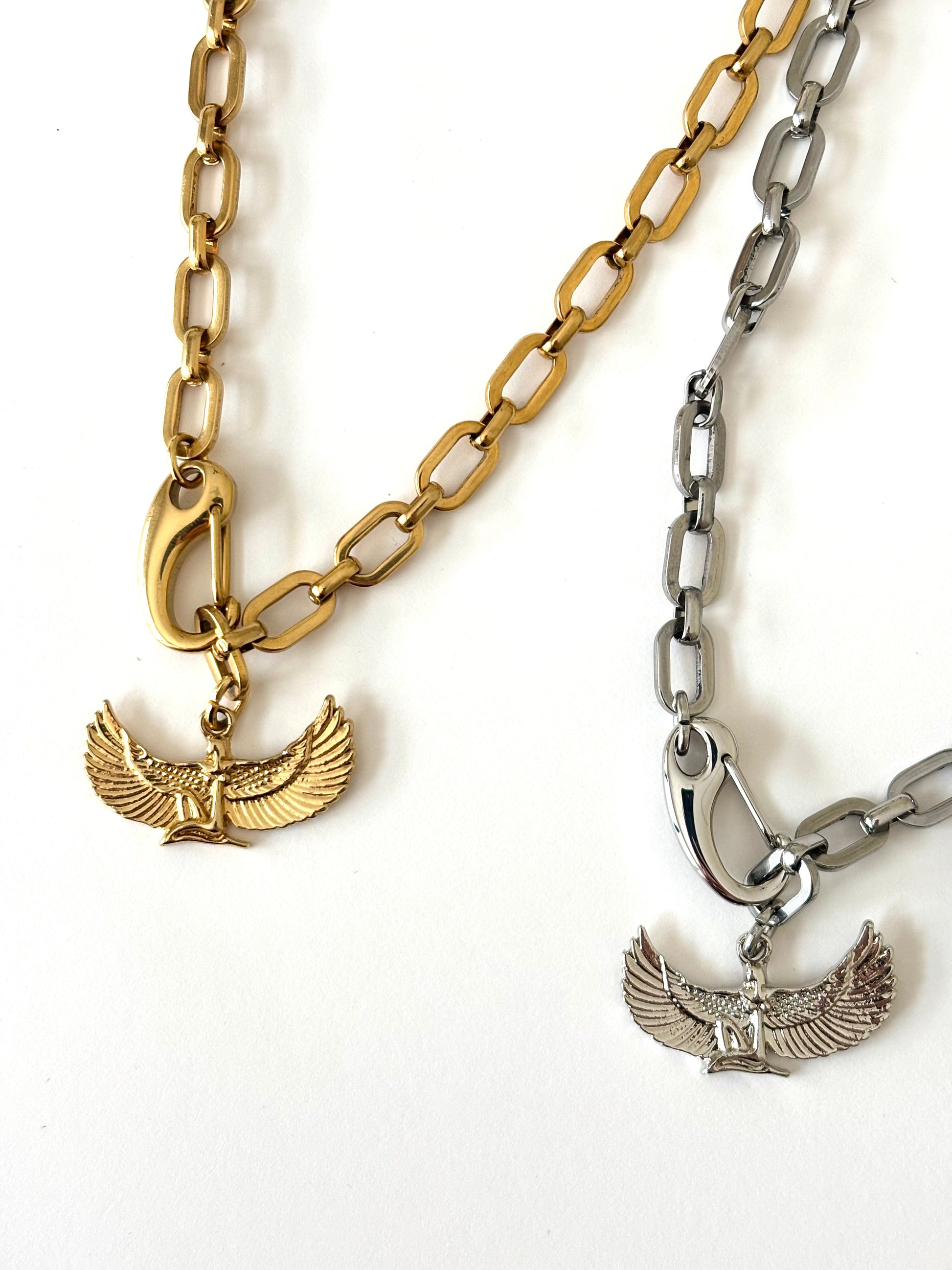 “little Isis” necklace