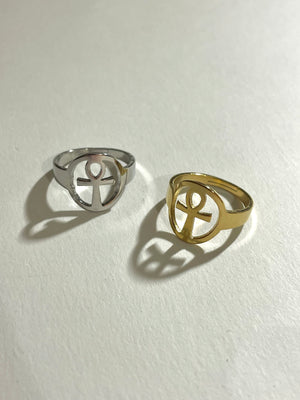 “ankh” ring