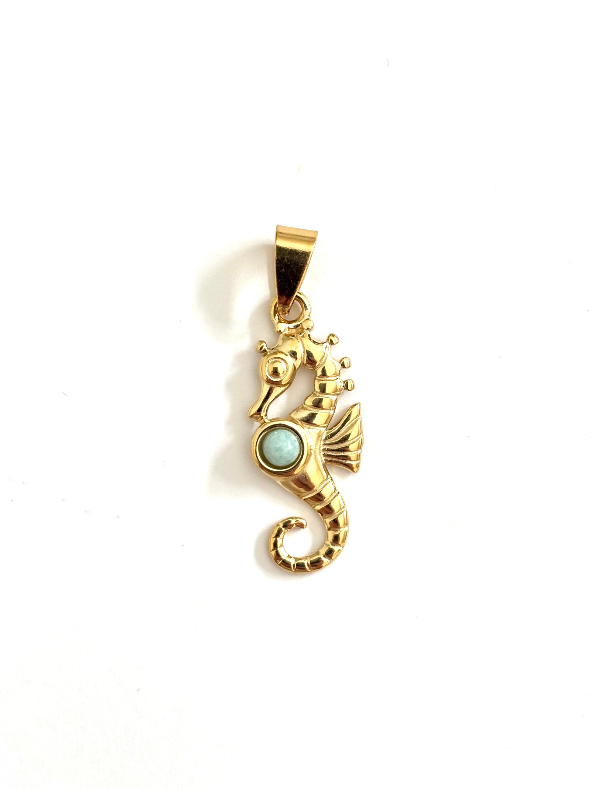 “little seahorse” pendant