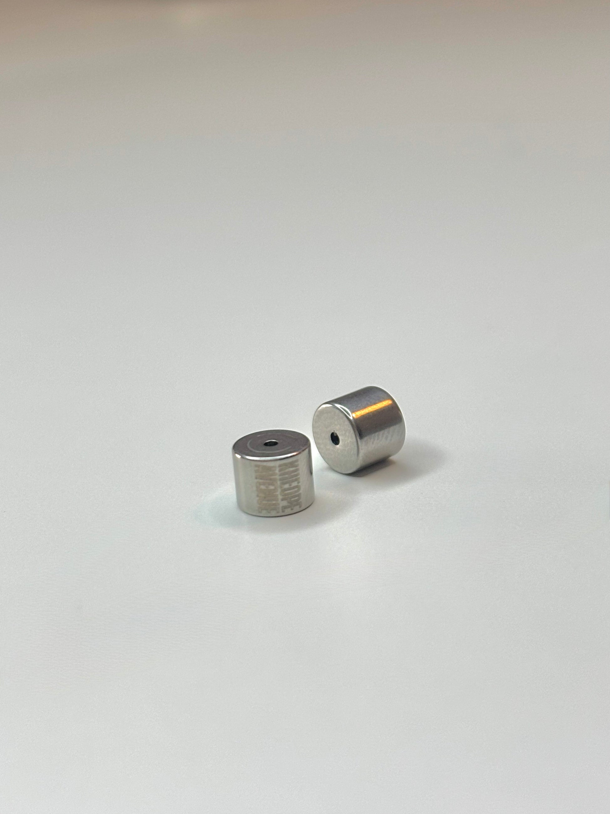 Kheope Avenue Schraubenschmetterlinge