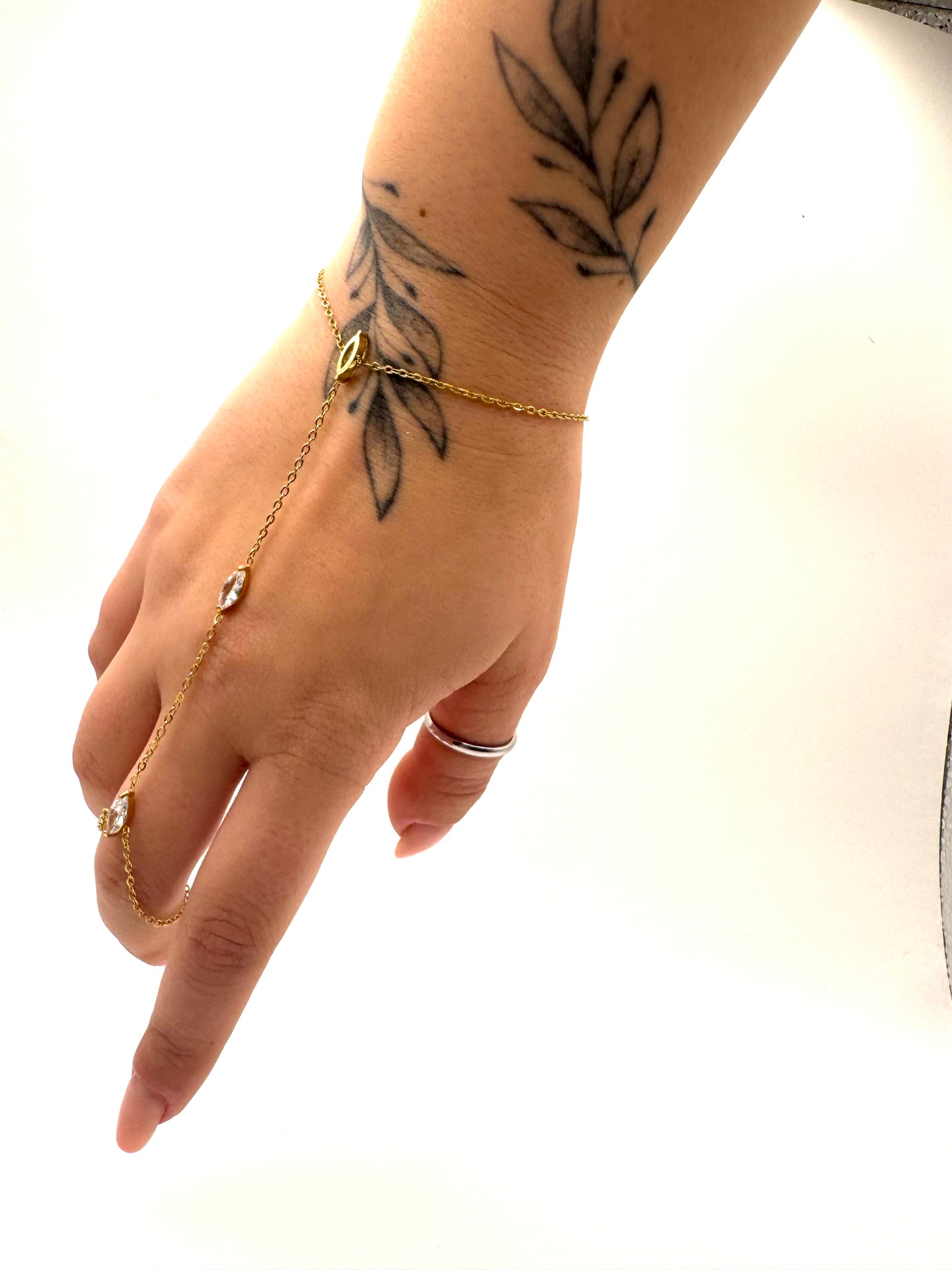 Kiss Sissi's hand